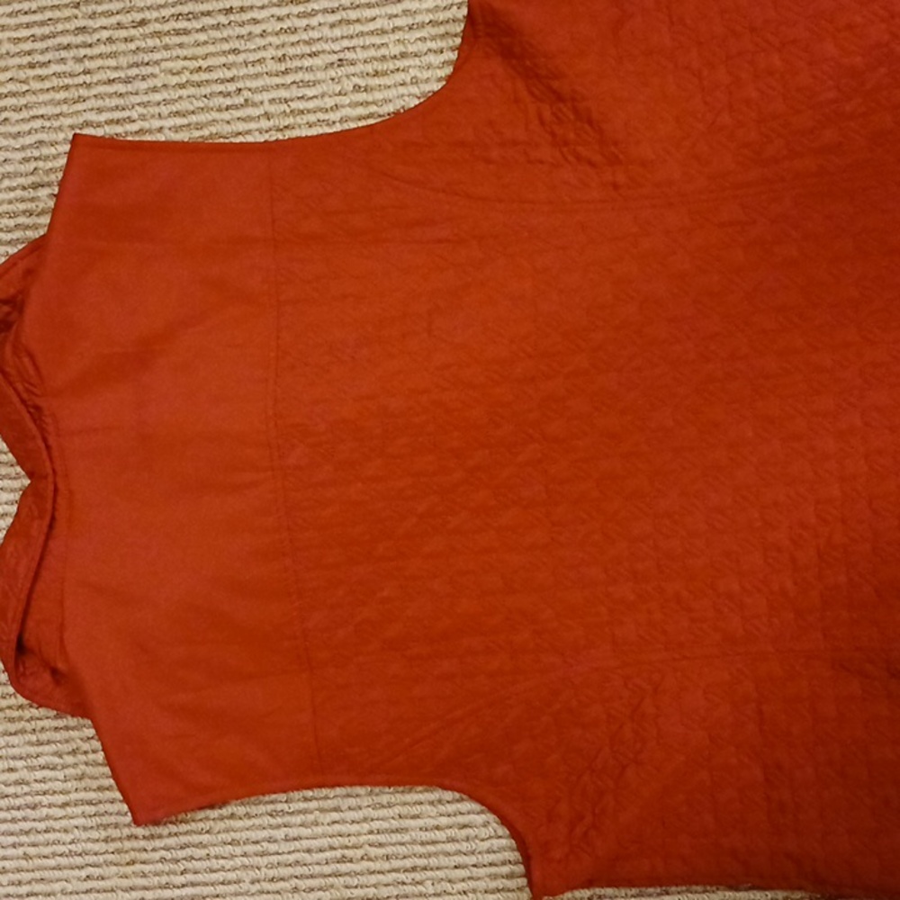 Vest - Picture 3 of 3